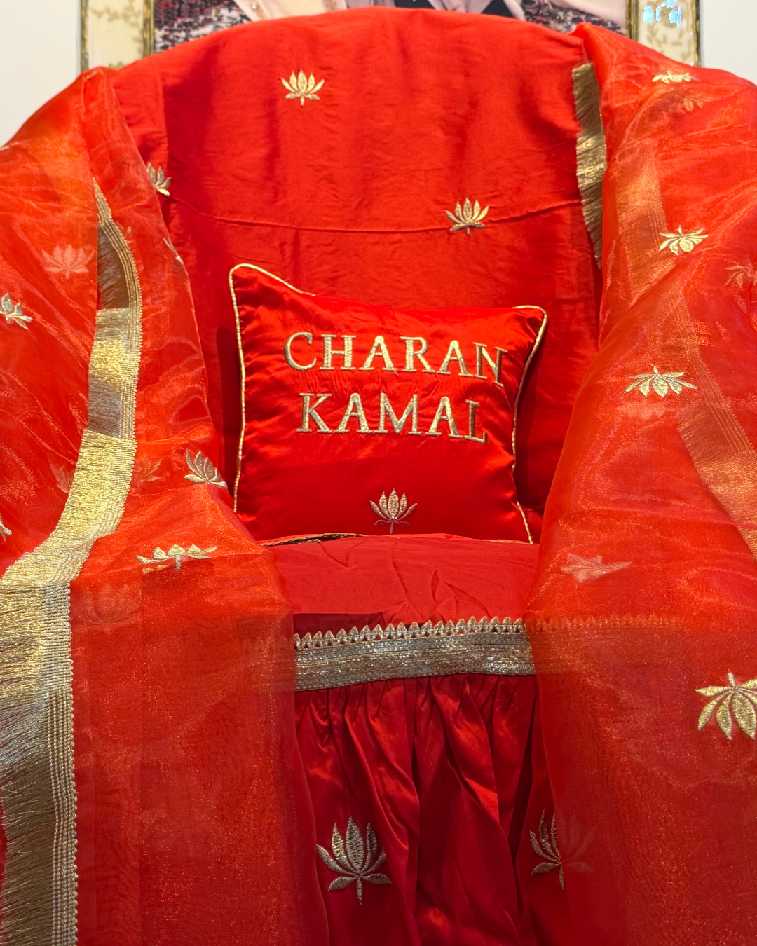 Charan Kamal Gaddi Sahib for Guruji Darbar Chola Set