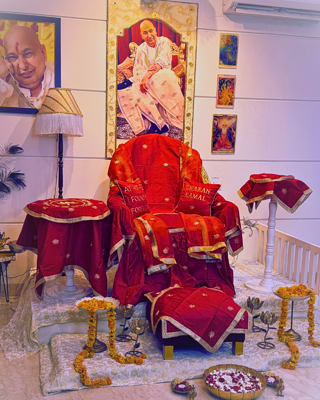 Charan Kamal Guruji Chola Set styled in Guruji Darbar with complete Darbar textile setup
